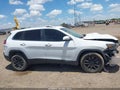 2019 Jeep Cherokee — photo 14 of 17 | VIN 1C4PJLCB7KD232911