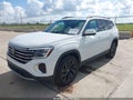 2024 Volkswagen Atlas — photo 2 of 17 | VIN 1V2JR2CAXRC615837