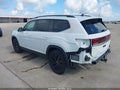 2024 Volkswagen Atlas — photo 3 of 17 | VIN 1V2JR2CAXRC615837