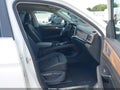 2024 Volkswagen Atlas — photo 5 of 17 | VIN 1V2JR2CAXRC615837