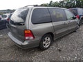 2002 Ford Windstar — photo 4 of 11 | VIN 2FMZA52412BB82242