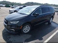 2022 Chrysler Pacifica — photo 2 of 18 | VIN 2C4RC1BG2NR128770