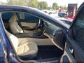 2016 Nissan Maxima — photo 5 of 17 | VIN 1N4AA6AP2GC380649