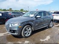 2018 Audi Q5 — photo 2 of 16 | VIN WA1BNAFY6J2057087