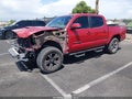 2016 Toyota Tacoma — photo 2 of 17 | VIN 3TMAZ5CN9GM001430