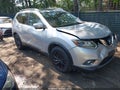 2015 Nissan Rogue — photo 1 of 11 | VIN 5N1AT2MT6FC864050