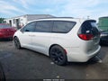 2019 Chrysler Pacifica — photo 14 of 16 | VIN 2C4RC1EG6KR522392