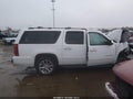 2014 Chevrolet Suburban — photo 14 of 17 | VIN 1GNSKHE70ER221535