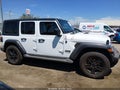 2019 Jeep Wrangler Unlimited — photo 13 of 16 | VIN 1C4HJXDG7KW675294