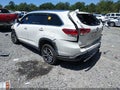 2019 Toyota Highlander — photo 3 of 16 | VIN 5TDKZRFH0KS561346