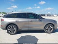 2020 Lincoln Corsair — photo 13 of 16 | VIN 5LMCJ2D96LUL08696