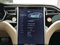 2016 Tesla Model S — photo 17 of 18 | VIN 5YJSA1E22GF153769