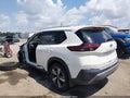 2021 Nissan Rogue — photo 3 of 18 | VIN 5N1AT3CA1MC743803