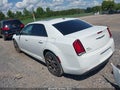 2016 Chrysler 300 — photo 3 of 17 | VIN 2C3CCAGG8GH235656