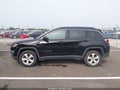 2018 Jeep Compass — photo 14 of 16 | VIN 3C4NJDBB7JT485489