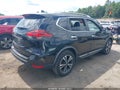 2018 Nissan Rogue — photo 4 of 11 | VIN JN8AT2MV8JW301311