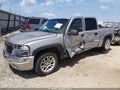 2005 GMC Sierra 1500 — photo 2 of 16 | VIN 2GTEC13T851127339