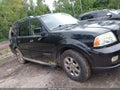 2006 Lincoln Navigator — photo 12 of 15 | VIN 5LMFU28546LJ21821