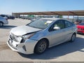 2016 Toyota Prius — photo 2 of 18 | VIN JTDKBRFU6G3504160
