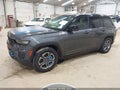 2022 Jeep Grand Cherokee — photo 2 of 16 | VIN 1C4RJYC67N8746585