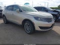 2018 Lincoln MKX — photo 1 of 10 | VIN 2LMPJ8LR3JBL31059