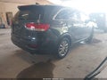 2018 Kia Sorento — photo 4 of 19 | VIN 5XYPGDA3XJG374749