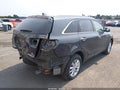 2017 Kia Sorento — photo 4 of 18 | VIN 5XYPGDA32HG337446