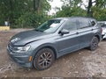 2019 Volkswagen Tiguan — photo 2 of 16 | VIN 3VV3B7AX6KM067330