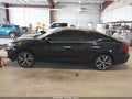 2017 Nissan Maxima — photo 14 of 16 | VIN 1N4AA6AP9HC440282
