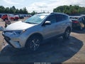 2018 Toyota RAV4 — photo 2 of 17 | VIN 2T3RFREV2JW841152