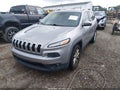 2018 Jeep Cherokee — photo 2 of 18 | VIN 1C4PJLLB0JD573954