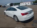 2022 Chevrolet Malibu — photo 3 of 15 | VIN 1G1ZB5ST6NF188381