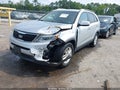 2015 Kia Sorento — photo 2 of 16 | VIN 5XYKT3A69FG613421
