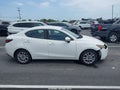 2018 Toyota Yaris — photo 13 of 16 | VIN 3MYDLBYV9JY319670