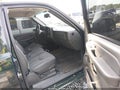 2006 GMC Sierra 1500 — photo 5 of 17 | VIN 1GTEC19Z56Z214233