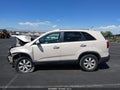 2011 Kia Sorento — photo 15 of 17 | VIN 5XYKTCA14BG035923