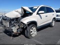 2011 Kia Sorento — photo 2 of 17 | VIN 5XYKTCA14BG035923