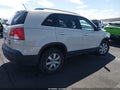 2011 Kia Sorento — photo 4 of 17 | VIN 5XYKTCA14BG035923