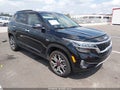 2022 Kia Seltos — photo 1 of 18 | VIN KNDETCA26N7342792