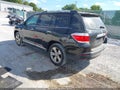 2011 Toyota Highlander — photo 3 of 16 | VIN 5TDYK3EH9BS046049