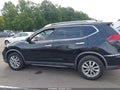 2017 Nissan Rogue — photo 14 of 17 | VIN KNMAT2MV9HP606932