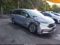 2022 Honda Odyssey — photo 1 of 16 | VIN 5FNRL6H75NB047083