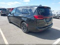 2023 Chrysler Pacifica — photo 3 of 17 | VIN 2C4RC1L73PR599652