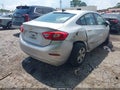 2018 Chevrolet Cruze — photo 4 of 15 | VIN 1G1BC5SMXJ7170624