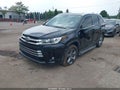 2019 Toyota Highlander — photo 2 of 16 | VIN 5TDDZRFH5KS740457