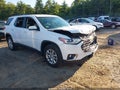 2019 Chevrolet Traverse — photo 1 of 16 | VIN 1GNEVGKW1KJ101246