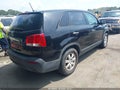 2011 Kia Sorento — photo 4 of 16 | VIN 5XYKT3A10BG040990