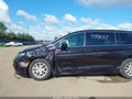 2017 Chrysler Pacifica — photo 6 of 17 | VIN 2C4RC1CG3HR532230