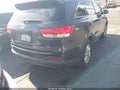 2016 Kia Sorento — photo 4 of 17 | VIN 5XYPG4A30GG168719