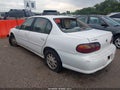1998 Chevrolet Malibu — photo 3 of 11 | VIN 1G1ND52M5WY162006